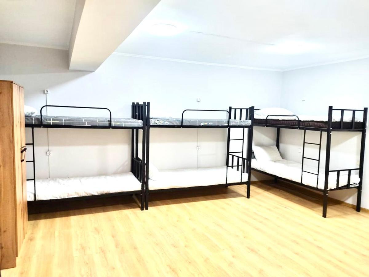 Like Home Hostel Na Timiryazeva Алматы Экстерьер фото